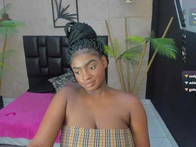 Alanabonny from BongaCams