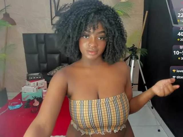 Alanabonny from BongaCams