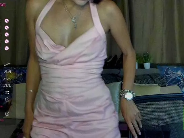 AliannaSoloKisses from BongaCams