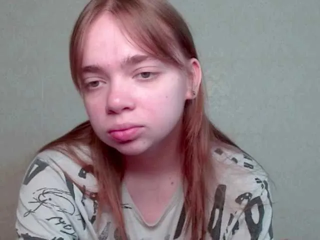 Aliiicestone from BongaCams