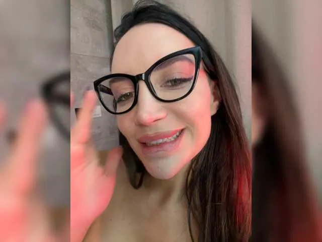 Amarulla from BongaCams