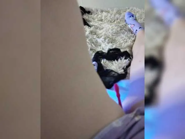 Amazingtits-5D from BongaCams