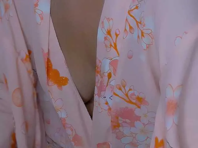 AnnyMe from BongaCams