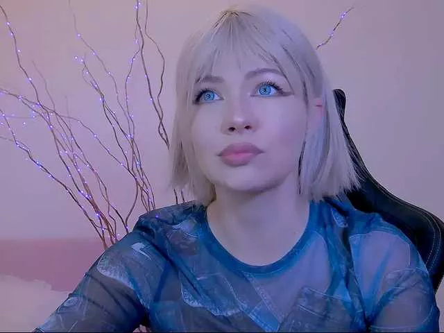 AnnyMe from BongaCams