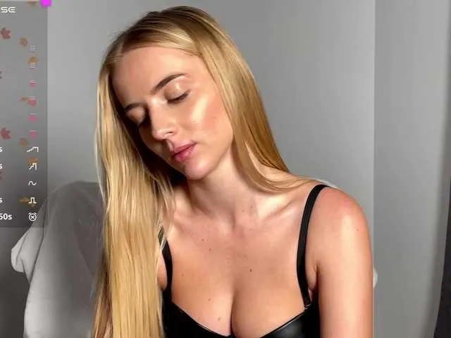 Barbiesize from BongaCams