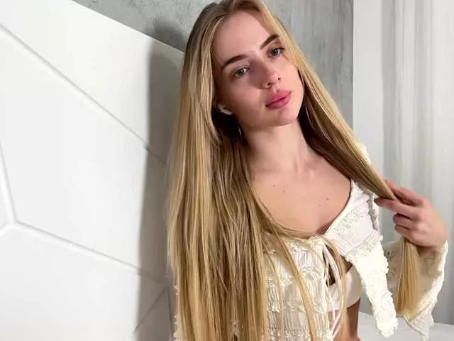 Barbiesize from BongaCams