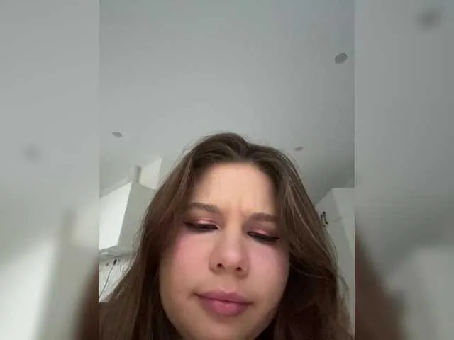 Chiculya from BongaCams