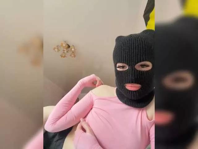 Desdemonaaaa from BongaCams