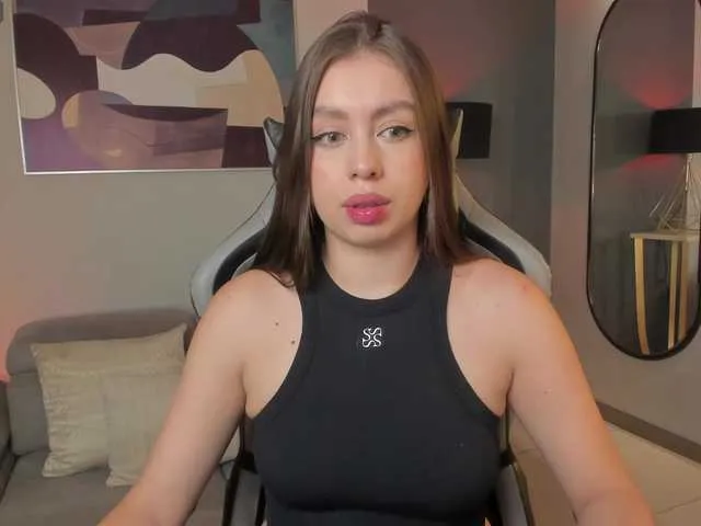 EllaClark from BongaCams