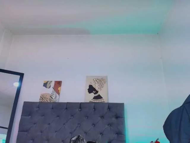 Ellie-Alves from BongaCams