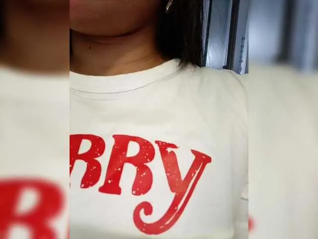 EmmaSanches from BongaCams