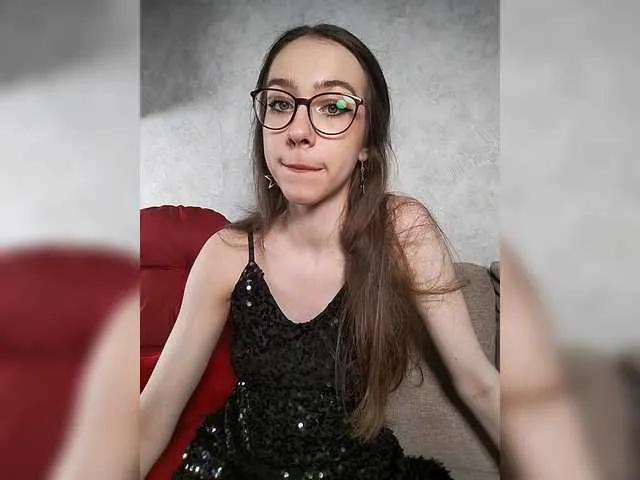 Evaangel from BongaCams