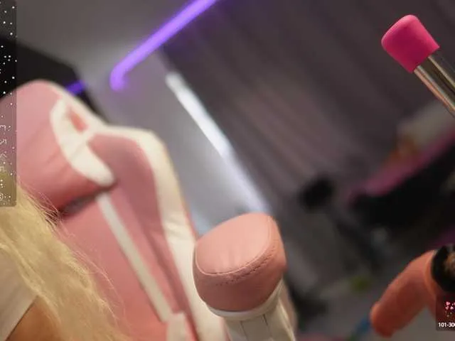 Fluffiebaby from BongaCams