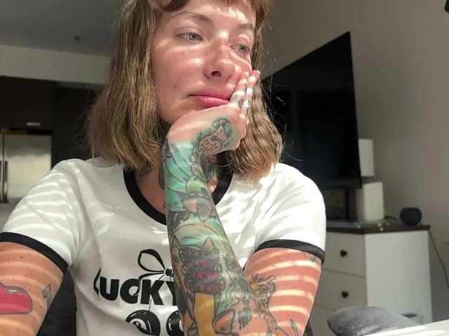 Iiixbostonxiii from BongaCams