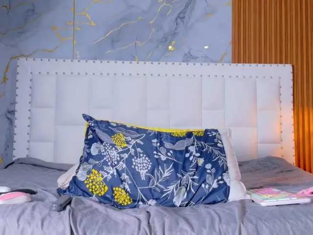 Indiancutiie from BongaCams