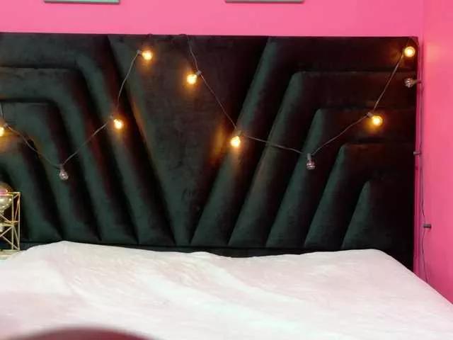 Innocenthazel from BongaCams