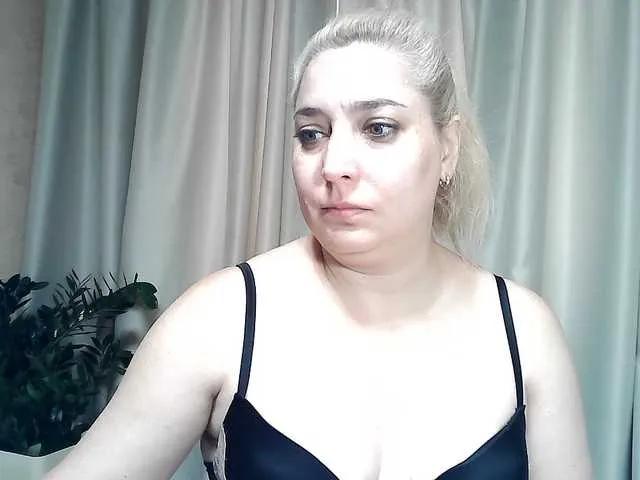 KickaIricka from BongaCams