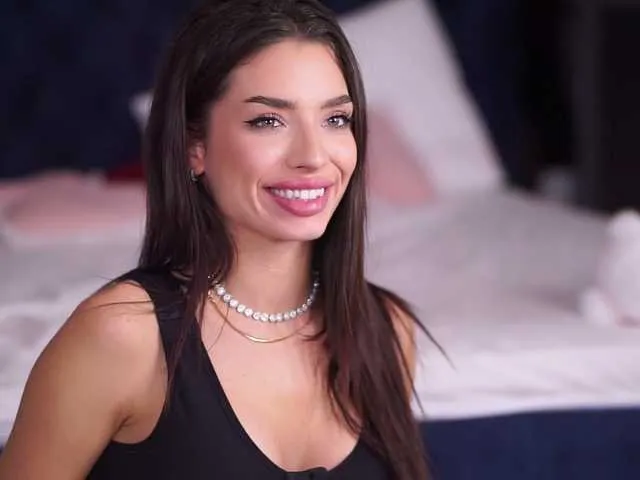 LalaRoze from BongaCams