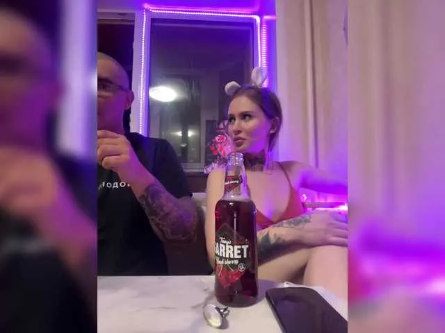 Letti28 from BongaCams