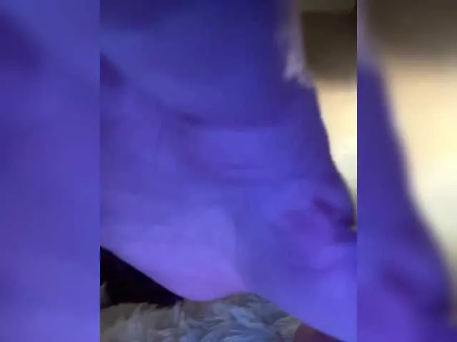 Letti28 from BongaCams