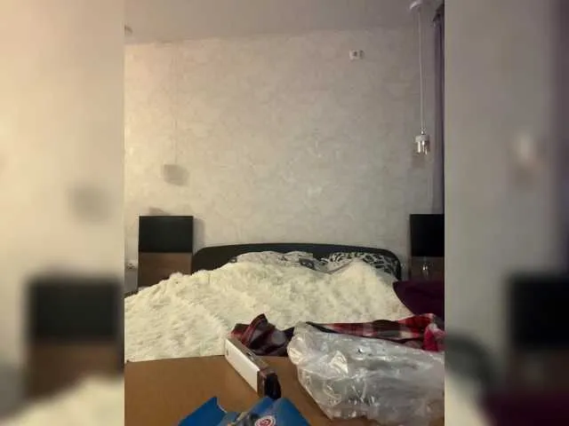 Letti28 from BongaCams