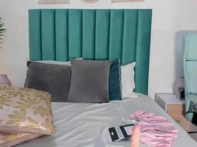 MissMahalaa from BongaCams