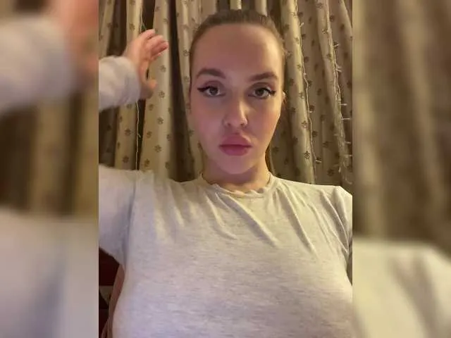 Natalymoodhot from BongaCams