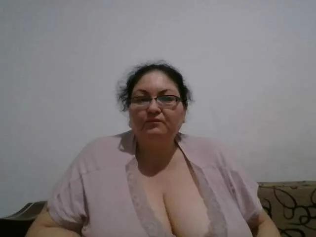 Nykyxo from BongaCams