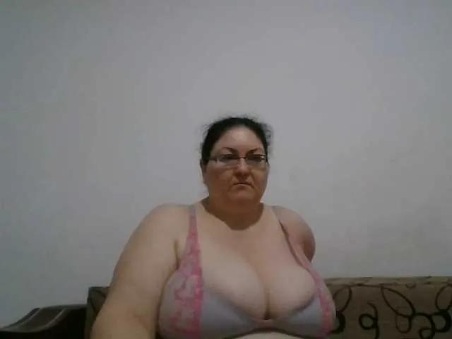 Nykyxo from BongaCams