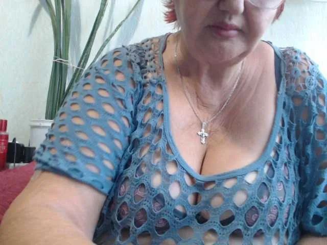 PeggySoft from BongaCams
