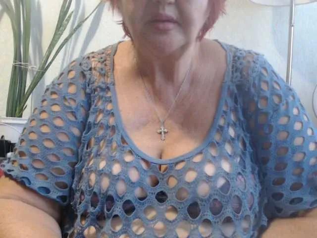 PeggySoft from BongaCams