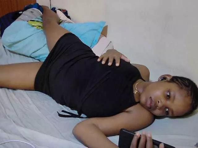 Queen-sasha1 from BongaCams