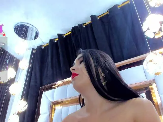 SarayRoyse from BongaCams