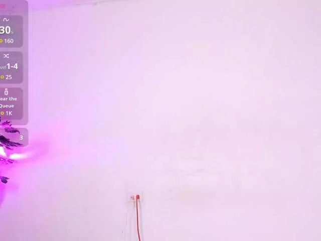 Sasha-yaklove999 from BongaCams