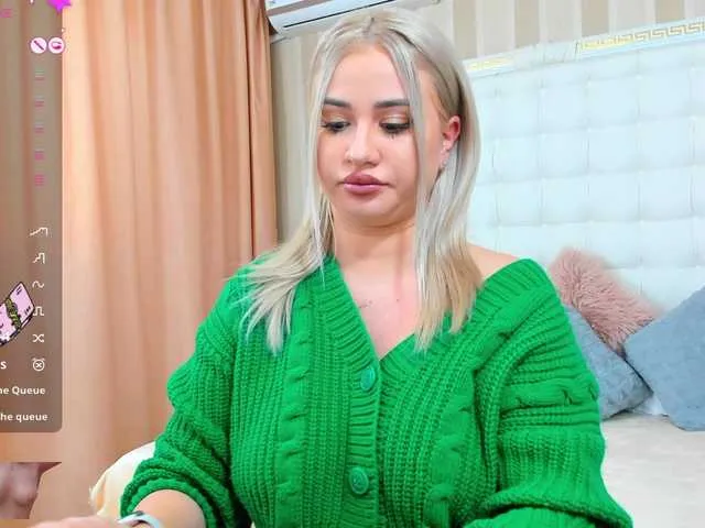 Sassyqueen from BongaCams