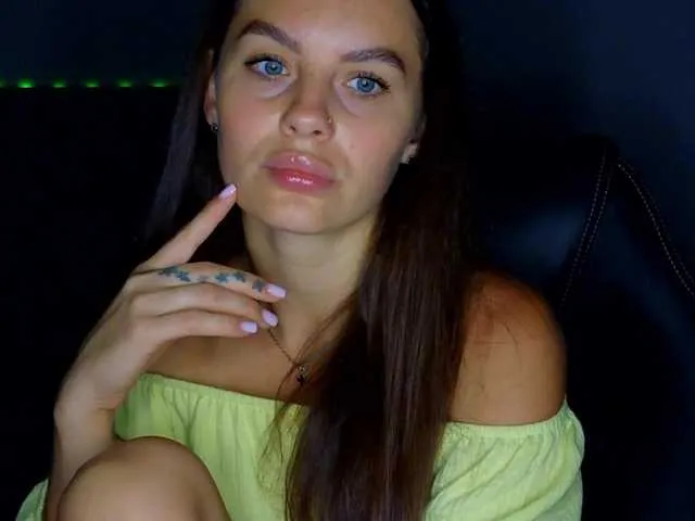 SeLeNaa from BongaCams