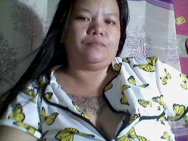 Sweetasian33 from BongaCams