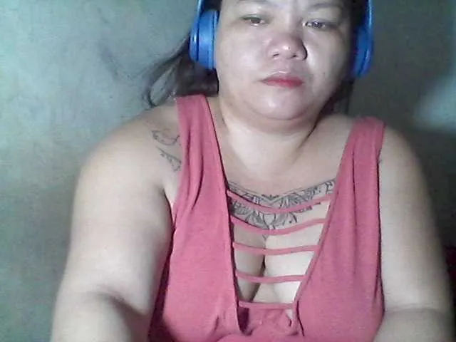 Sweetasian33 from BongaCams