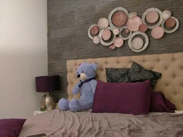 VannyFoxx from BongaCams