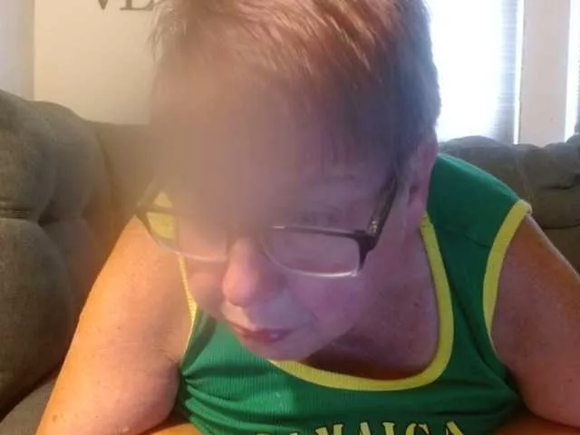 WetTightKitty68 from BongaCams