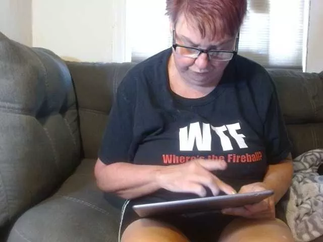 WetTightKitty68 from BongaCams