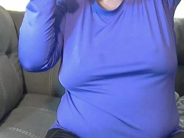 WetTightKitty68 from BongaCams