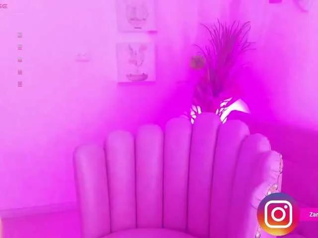 Zaradavis from BongaCams