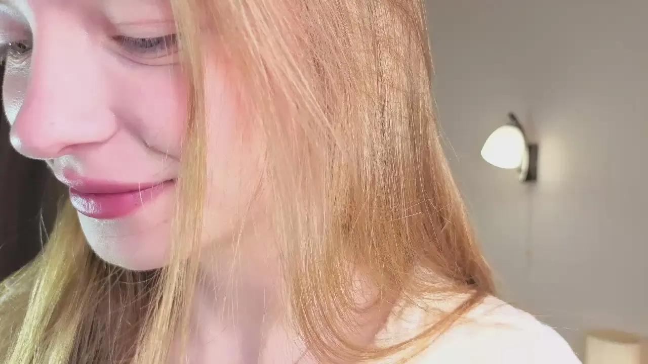 AccaCritchlow from Cam4