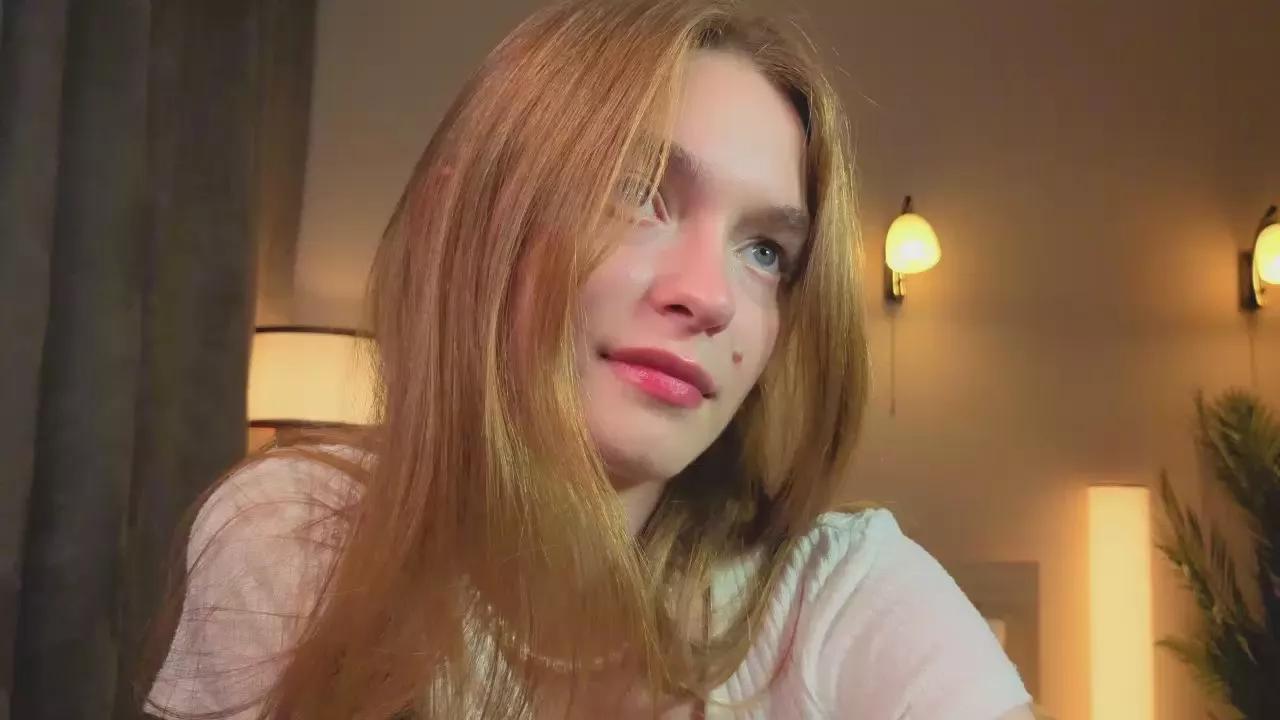 AccaCritchlow from Cam4