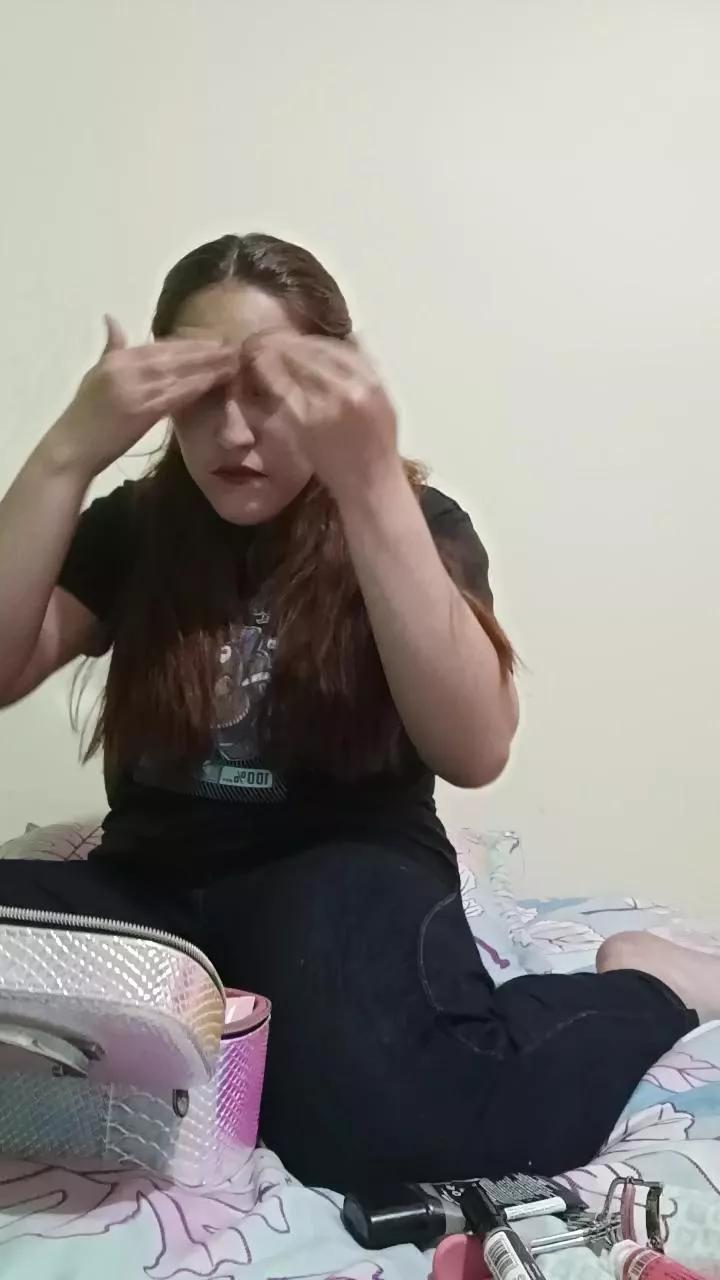 Anais_M from Cam4