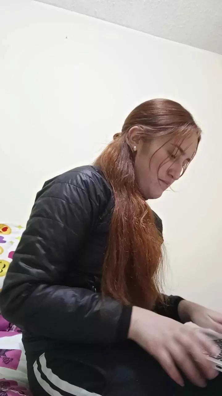 Anais_M from Cam4