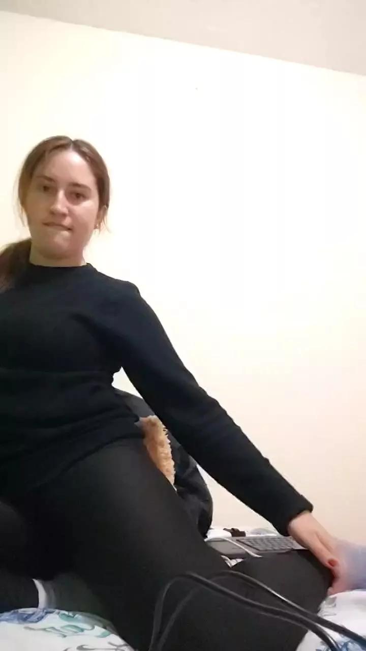 Anais_M from Cam4