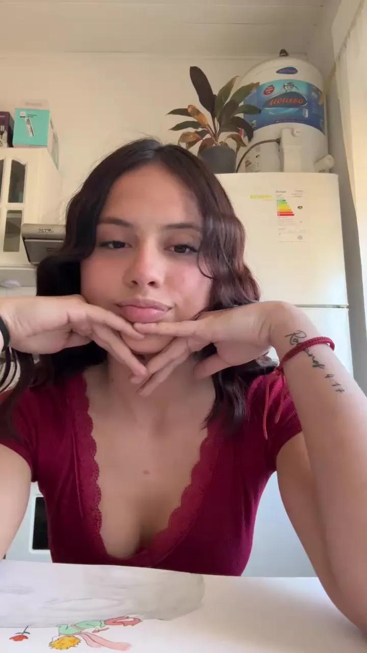 Babysweet699 from Cam4