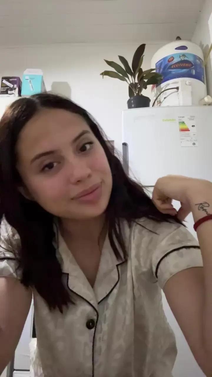 Babysweet699 from Cam4